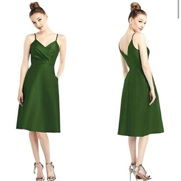 Alfred Sung NWT Alfred Sung Dress Size 14 Forest Green Spaghetti Strap formal dr - Picture 1 of 5